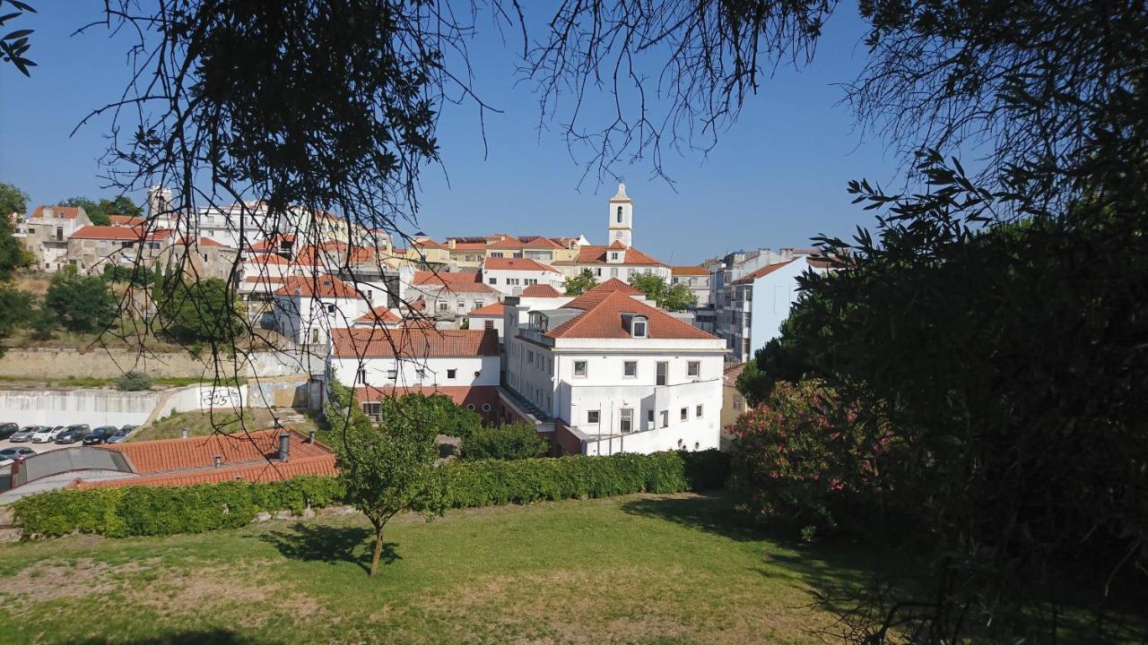 Casa Do Criativo Bed&Breakfast Almada Dış mekan fotoğraf