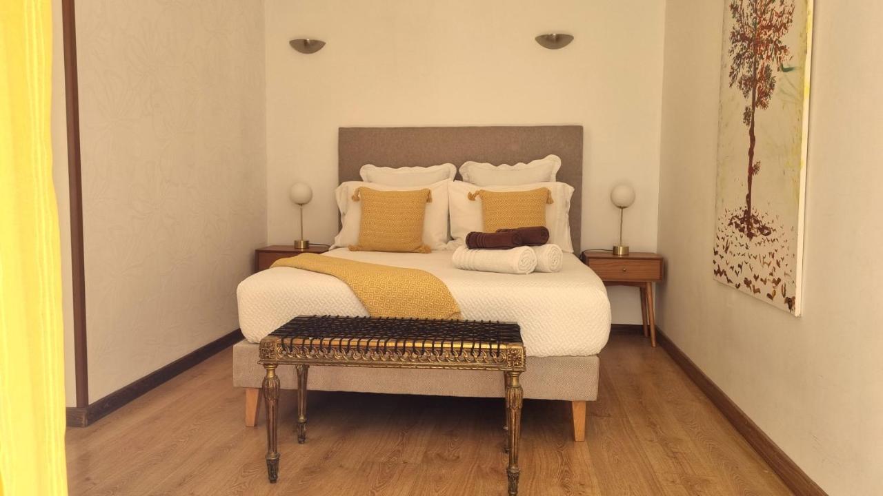 Casa Do Criativo Bed&Breakfast Almada Dış mekan fotoğraf